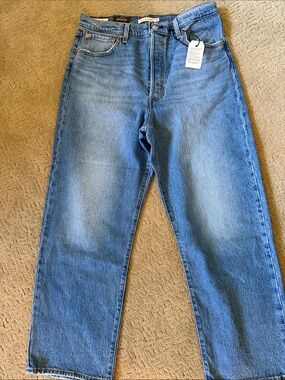 Levi's Women's Straight Leg Jeans - Light Blue Denim
